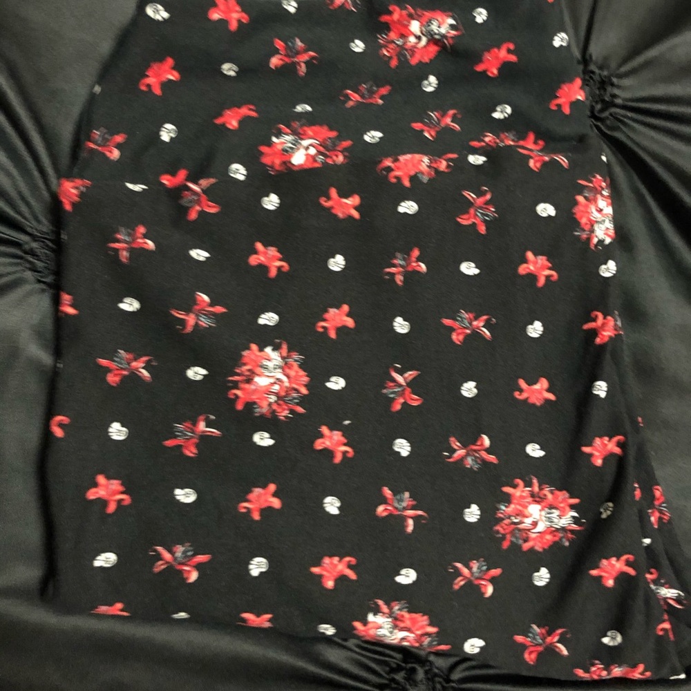 🖤🖤SALE🖤🖤LuLaRoe Disney Leggings TC
